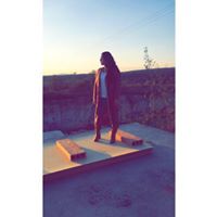 Yesenia Mora Photo 4