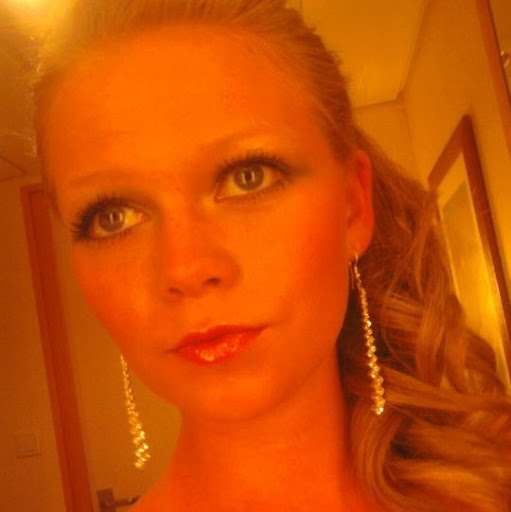 Stephanie Mccusker Photo 6