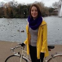 Caroline Wicks Photo 7
