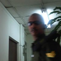 Lester Thompson Photo 7