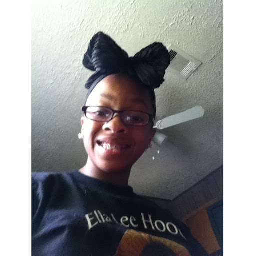 Ariel Houston Photo 4