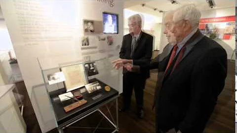 Kenneth Mccoll Photo 11