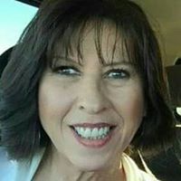 Rebecca Lujan Photo 6