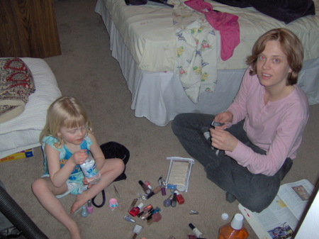 Jennifer Larson Photo 25