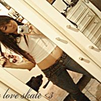 Riley Banks Photo 8