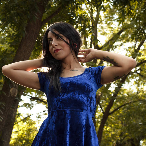Angela Salgado Photo 10