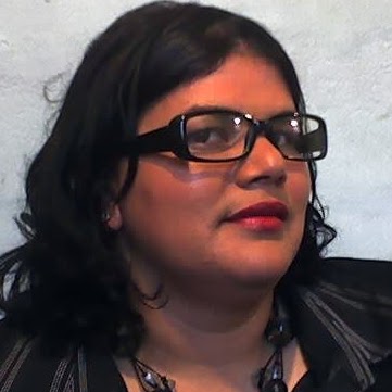 Nicola Bailey Photo 14