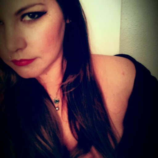 Amber Waggoner Photo 10