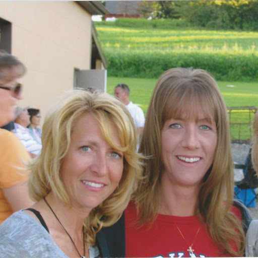 Lisa Wadsworth Photo 10