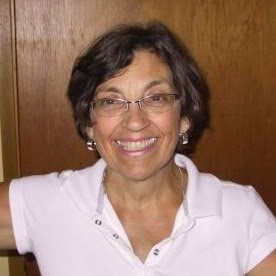 Vicki Thomas Photo 15