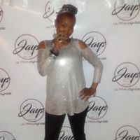 Janelle Nichols Photo 1