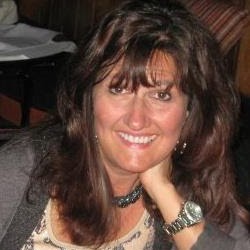Lori Nelson Photo 18