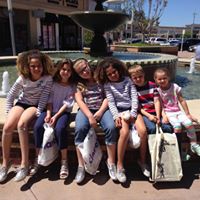 Leigh Raines Photo 1
