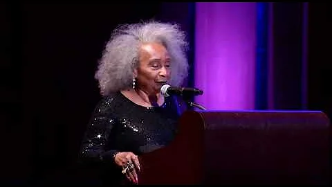 Sandra Butler Photo 40