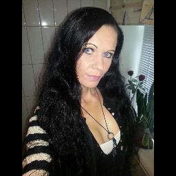 Linda Henriksen Photo 11