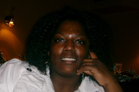 Shakira Williams Photo 17