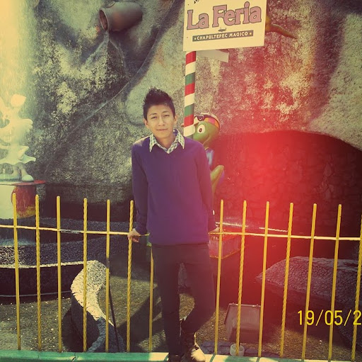 Edgar Salas Photo 16