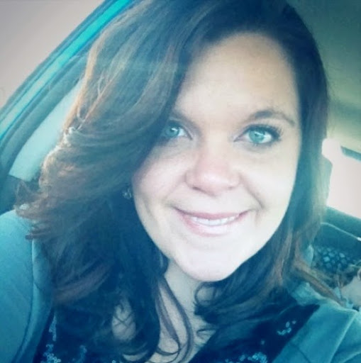 Erica Reaves Photo 10