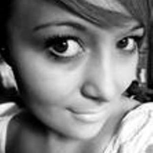 Marie Hinton Photo 14