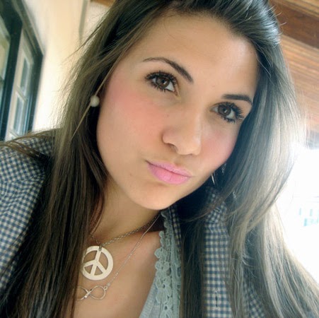 Solange Almeida Photo 16