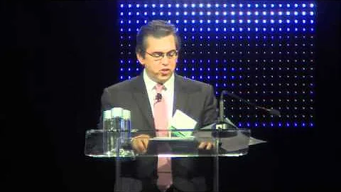Gilbert Davila Photo 34