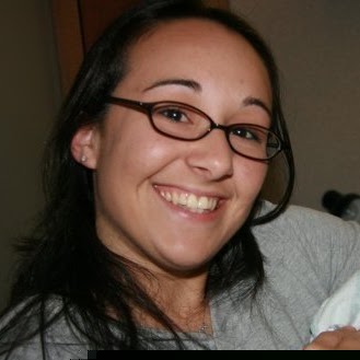 Amanda Stevenson Photo 9