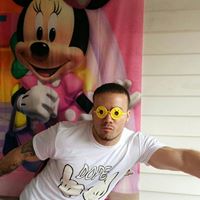 Kenneth Gomez Photo 8