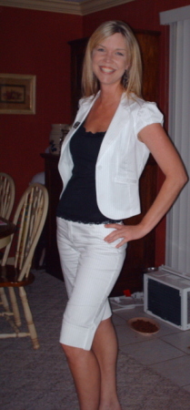 Sarah Roberts Photo 21