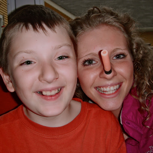 Sarah Lachance Photo 11