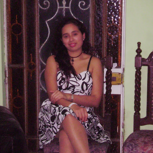 Rosa Henriquez Photo 15