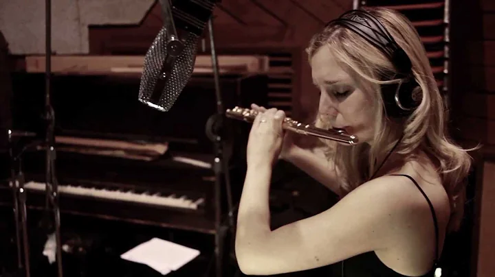 Ana Drummond Photo 14