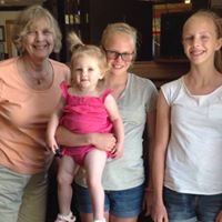 Carol Betz Photo 5
