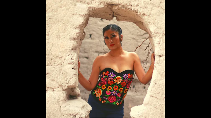 Gina Alvarado Photo 31