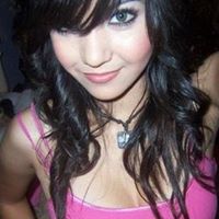 Christy Crowe Photo 3