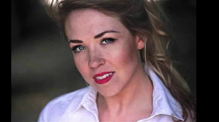 Eleanor Higgins Photo 28