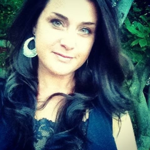 Shelly Petty Photo 9