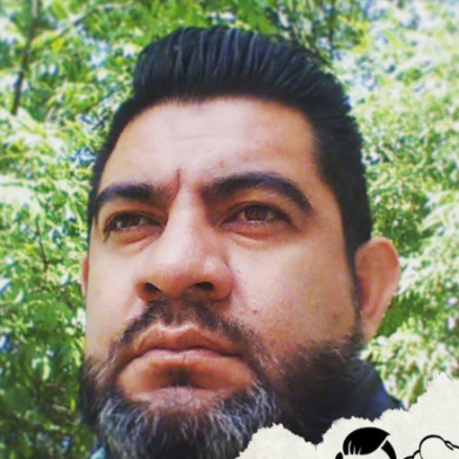 Manuel Mena Photo 13