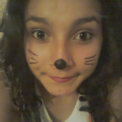 Roxana Benitez Photo 11