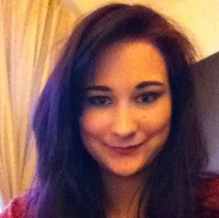 Chloe Cook Photo 16