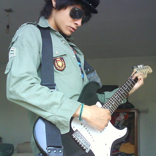 Harry Salazar Photo 12