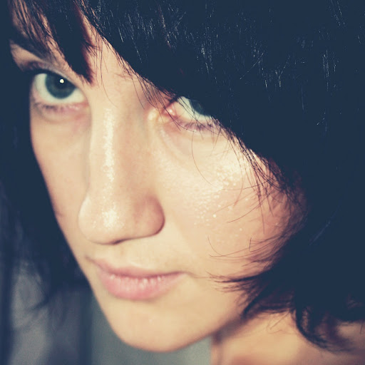 Anna Haag Photo 6