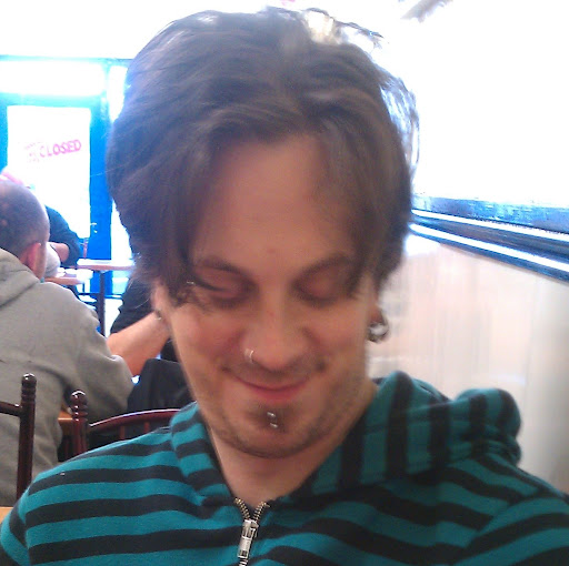 Tom Miles Photo 15