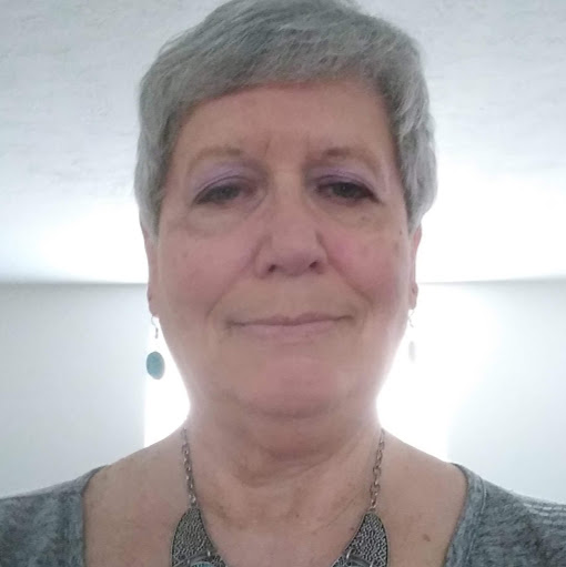 Lynn Snyder Photo 16