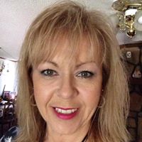 Debbie Howard Photo 8
