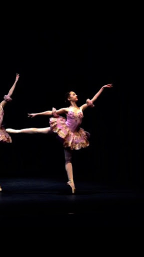 Caroline Mayfield Photo 4