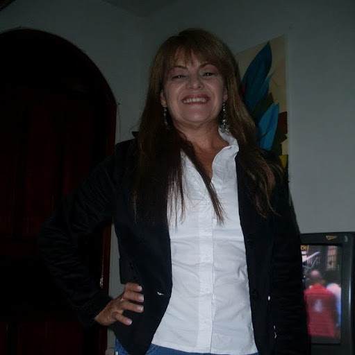 Dora Becker Photo 4