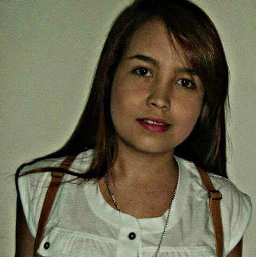 Laura Agudelo Photo 15