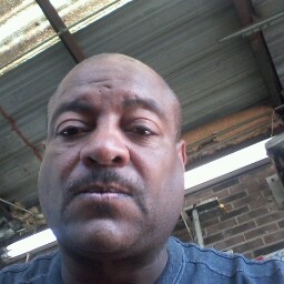 Ricky Crump Photo 9