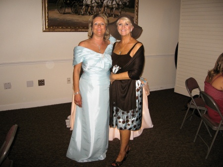 Joan Lee Photo 19