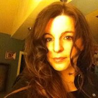 Jennifer Cummings Photo 6